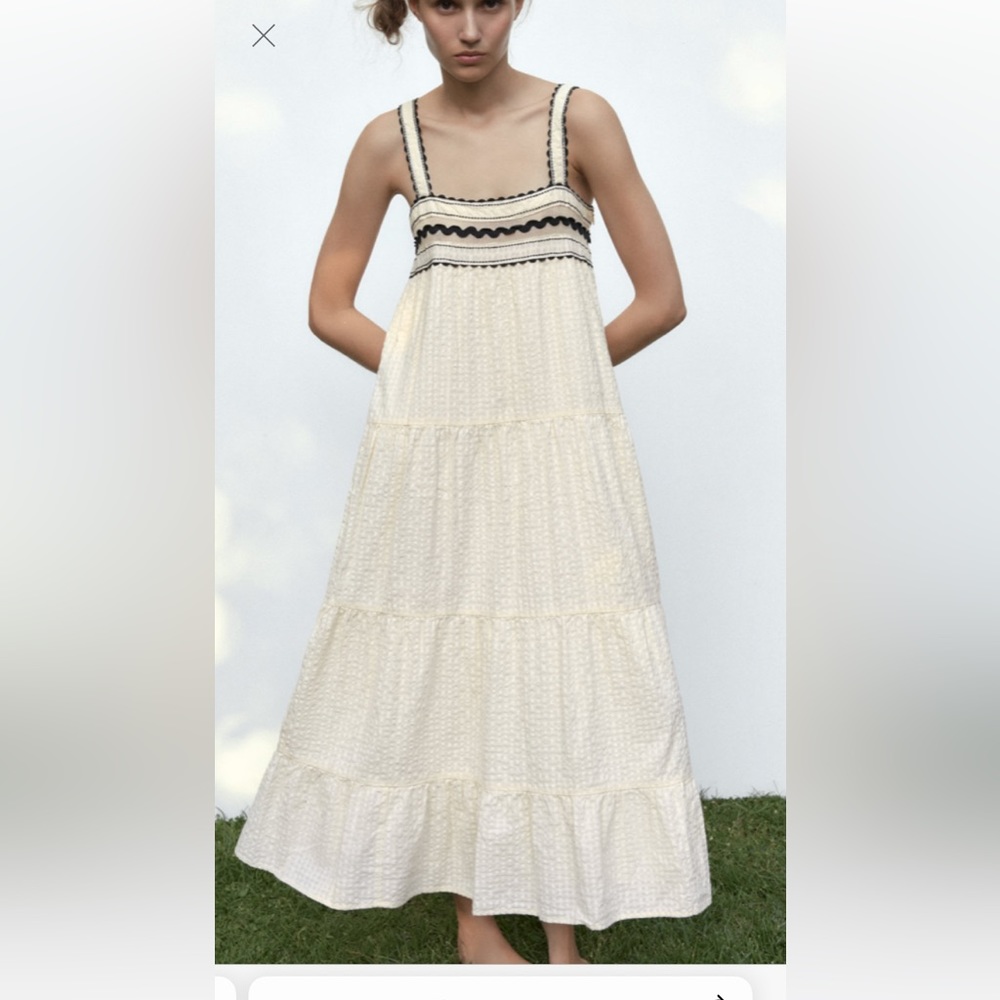ZARA CONTRAST LACE DRESS  SIZE M